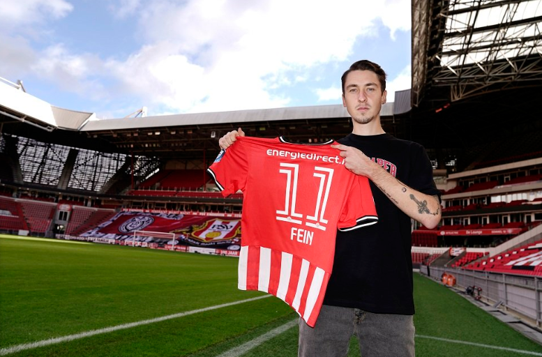 亚博娱乐入口-转折点里昂主帅复盘，荷甲转会期攻防权衡，气氛紧张，阵容厚度经受考验(阿森纳传控与巴萨传控)